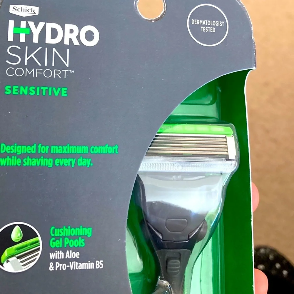 NEW Set of Two Schick Hydro 5 Skin Comfort Sensitive Shaving Razors